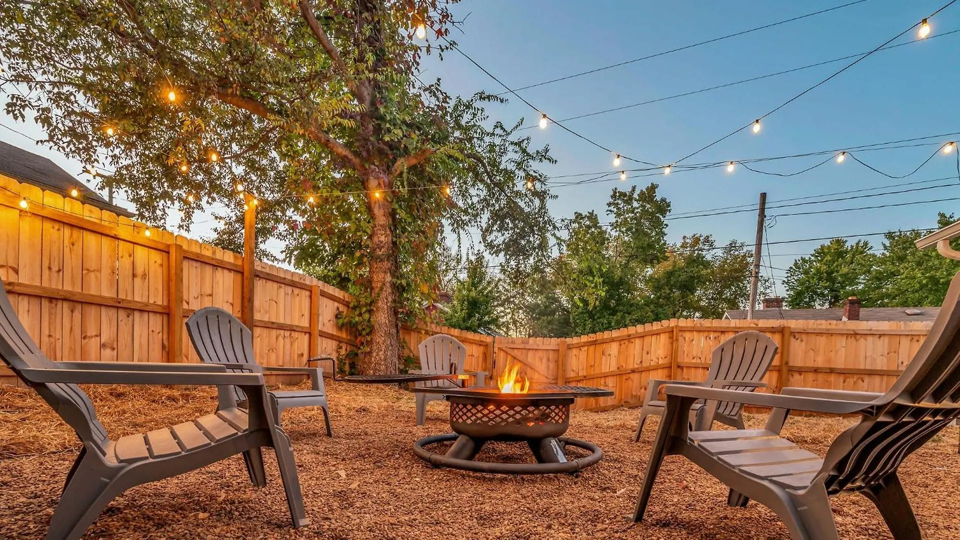 Holiday home Fully Furnished Bungalow With Deck Near City Center Nashville